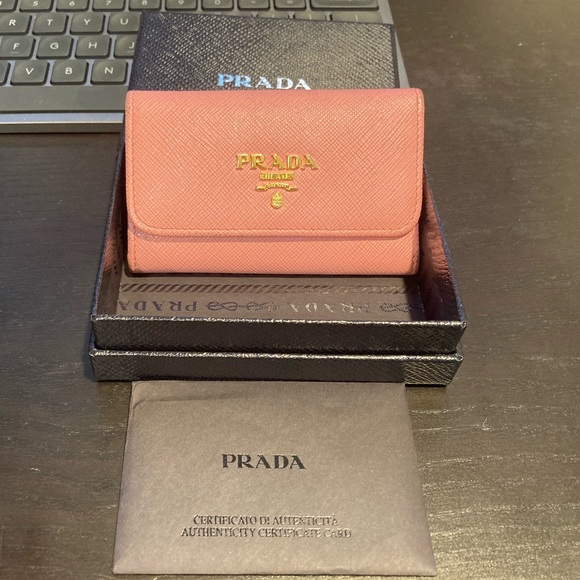 Prada Saffiano leather key wallet - Picture 2 of 12
